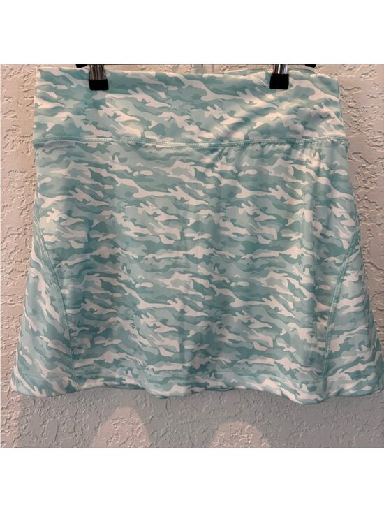 Dresses & Skirts - white camouflage athletic skort